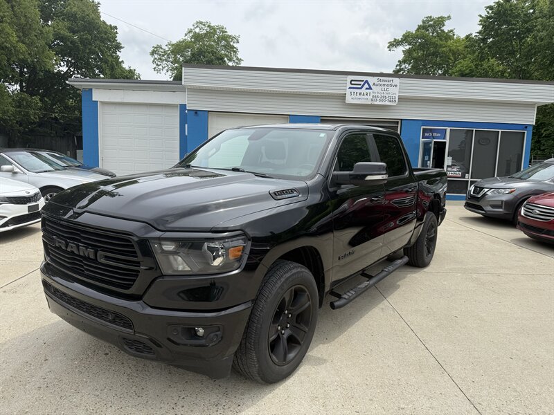 2021 RAM 1500 Big Horn   - Photo 1 - Somerville, OH 45064