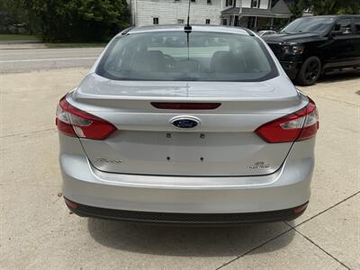 2014 Ford Focus SE - Photo 6 - Somerville, OH 45064