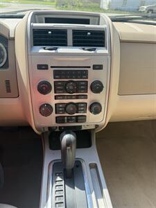 2008 Ford Escape XLT   - Photo 12 - Somerville, OH 45064