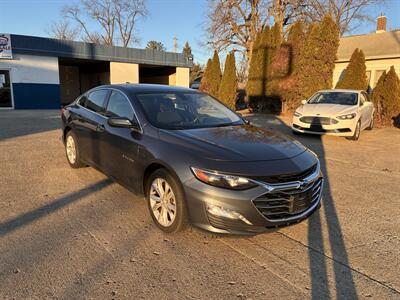 2019 Chevrolet Malibu LT   - Photo 5 - Charleston, IL 61920