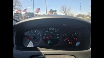 2013 Chevrolet Impala LS - Photo 7 - Clinton Townshi, MI 48035