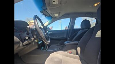 2013 Chevrolet Impala LS - Photo 9 - Clinton Townshi, MI 48035