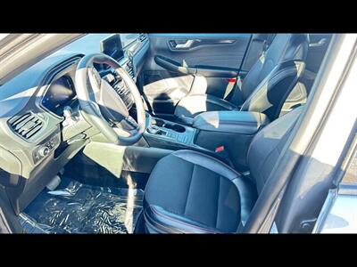 2025 Ford Escape ST-LINE - Photo 7 - Clinton Townshi, MI 48035