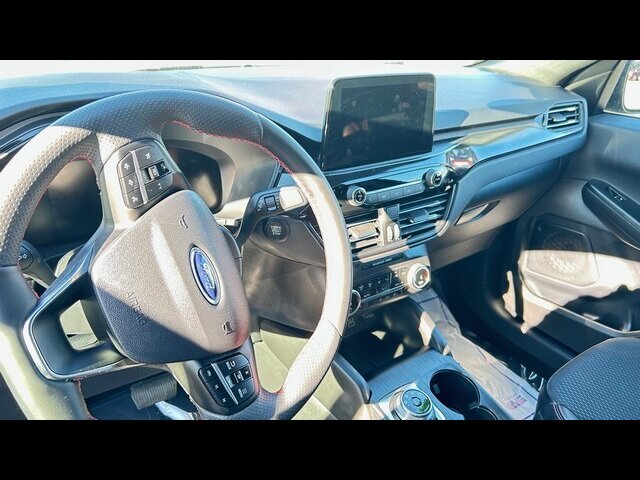 2025 Ford Escape ST-LINE - Photo 9 - Clinton Townshi, MI 48035