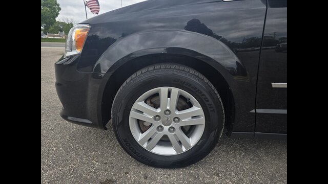 2016 Dodge Grand Caravan CREW - Photo 14 - Clinton Townshi, MI 48035
