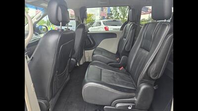 2016 Dodge Grand Caravan CREW - Photo 13 - Clinton Townshi, MI 48035