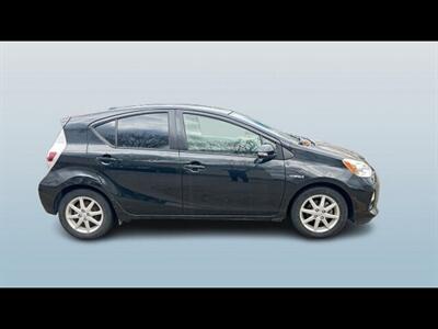 2013 Toyota Prius c BASE IV - Photo 4 - Clinton Townshi, MI 48035