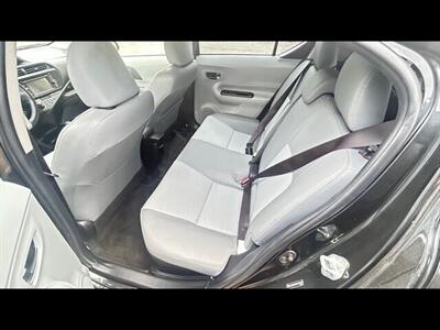 2013 Toyota Prius c BASE IV - Photo 10 - Clinton Townshi, MI 48035