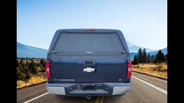 2008 Chevrolet Silverado 1500 LT - Photo 7 - Clinton Townshi, MI 48035