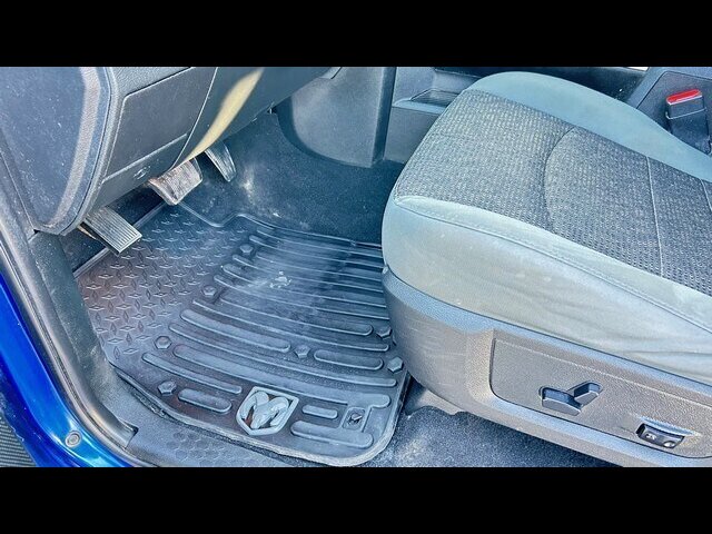 2018 RAM 1500 SLT - Photo 12 - Clinton Townshi, MI 48035