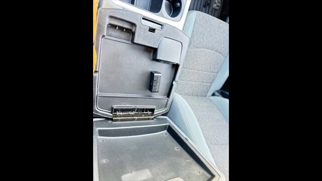 2018 RAM 1500 SLT - Photo 16 - Clinton Townshi, MI 48035