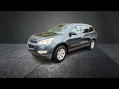 2011 Chevrolet Traverse LS CONNECTIVITY - Photo 8 - Clinton Townshi, MI 48035