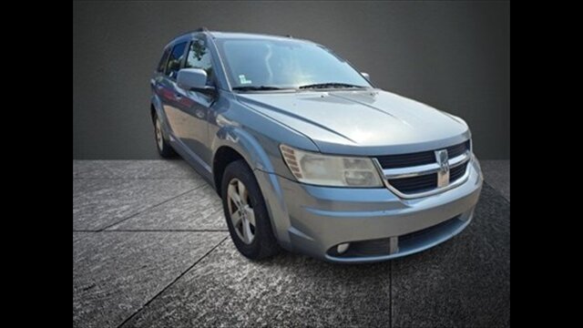 2010 Dodge Journey SXT   - Photo 1 - Clinton Townshi, MI 48035