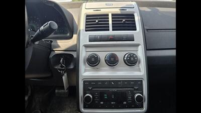 2010 Dodge Journey SXT - Photo 9 - Clinton Townshi, MI 48035