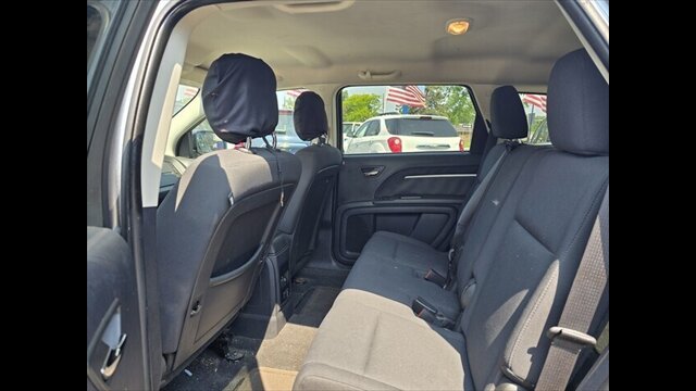 2010 Dodge Journey SXT - Photo 11 - Clinton Townshi, MI 48035