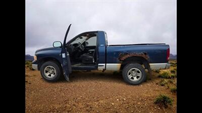 2002 Dodge Ram 1500 SLT - Photo 3 - Clinton Townshi, MI 48035