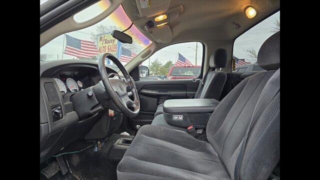 2002 Dodge Ram 1500 SLT - Photo 9 - Clinton Townshi, MI 48035