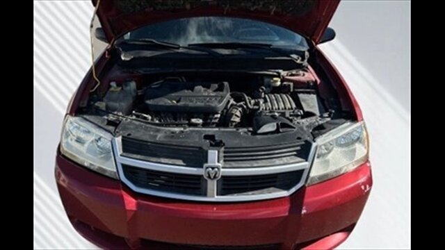 2010 Dodge Avenger SXT - Photo 10 - Clinton Townshi, MI 48035