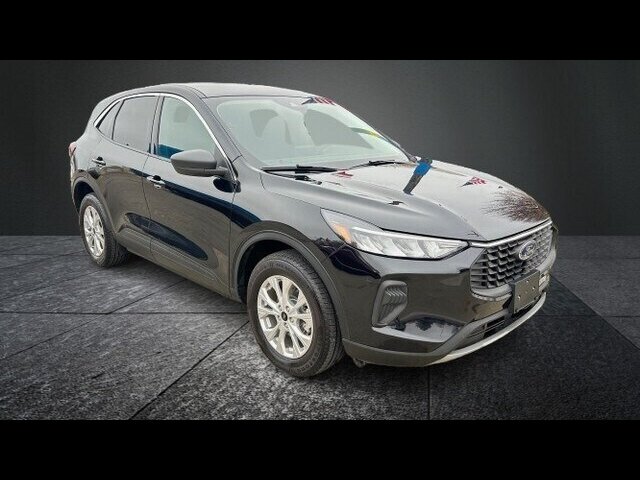 2023 Ford Escape ACTIVE - Photo 2 - Clinton Townshi, MI 48035