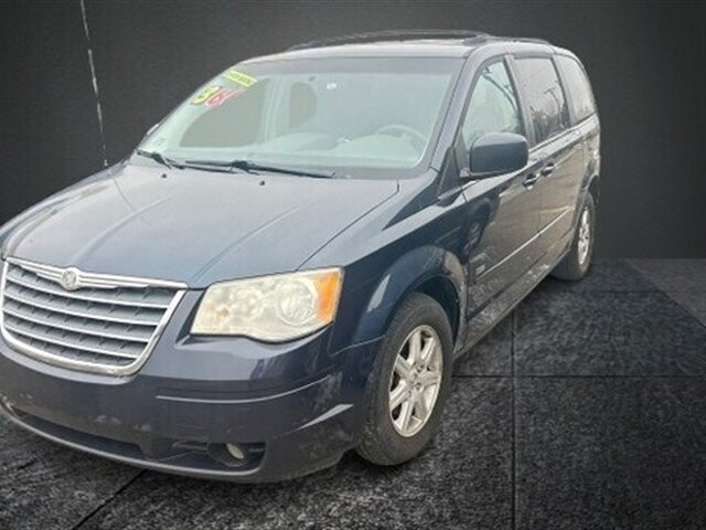 2010 Chrysler Town & Country TOURING  