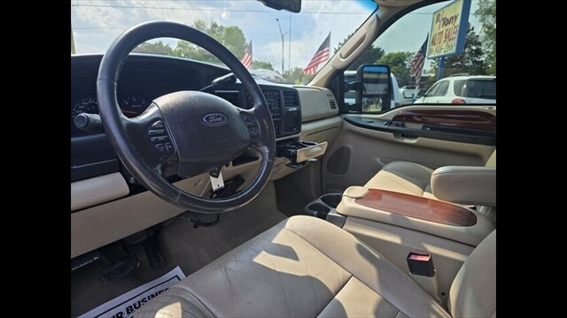 2005 Ford Excursion LIMITED - Photo 11 - Clinton Townshi, MI 48035