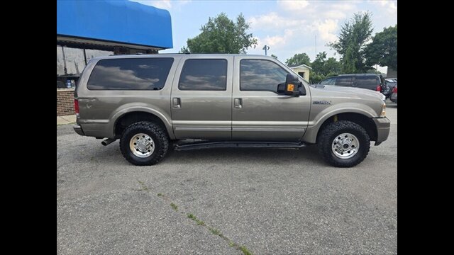 2005 Ford Excursion LIMITED - Photo 3 - Clinton Townshi, MI 48035