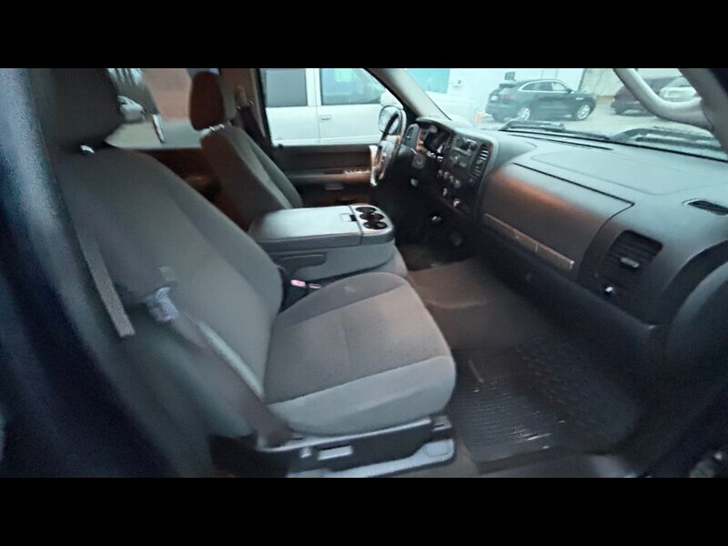 2008 Chevrolet Silverado 1500 Work Truck - Photo 11 - Clinton Townshi, MI 48035