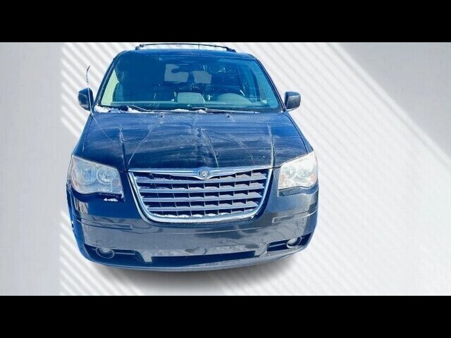 2008 Chrysler Town & Country TOURING   - Photo 1 - Clinton Townshi, MI 48035