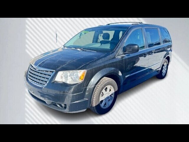 2008 Chrysler Town & Country TOURING - Photo 2 - Clinton Townshi, MI 48035