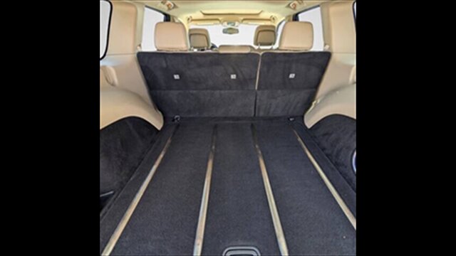 2014 Jeep Grand Cherokee LIMITED - Photo 8 - Clinton Townshi, MI 48035