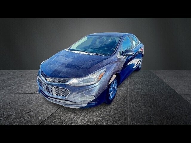 2016 Chevrolet Cruze LT   - Photo 1 - Clinton Townshi, MI 48035