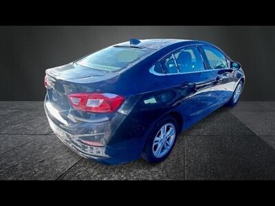 2016 Chevrolet Cruze LT - Photo 4 - Clinton Townshi, MI 48035