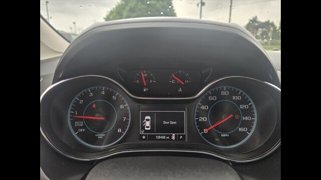 2016 Chevrolet Cruze LT - Photo 9 - Clinton Townshi, MI 48035