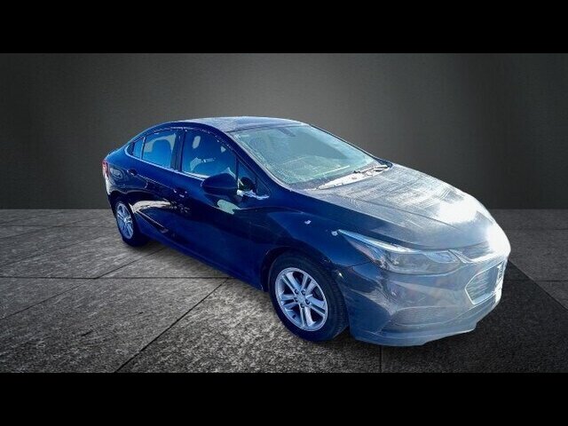 2016 Chevrolet Cruze LT - Photo 5 - Clinton Townshi, MI 48035