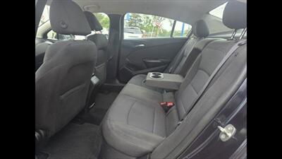 2016 Chevrolet Cruze LT - Photo 11 - Clinton Townshi, MI 48035