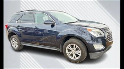 2017 Chevrolet Equinox LT   - Photo 2 - Clinton Townshi, MI 48035