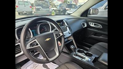 2017 Chevrolet Equinox LT   - Photo 13 - Clinton Townshi, MI 48035