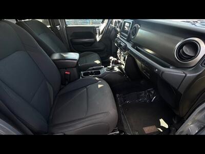 2019 Jeep Wrangler LIMITED SPORT - Photo 12 - Clinton Townshi, MI 48035