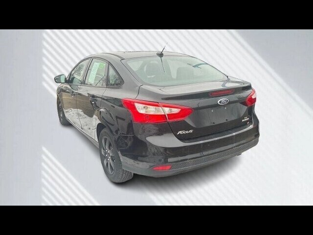 2012 Ford Focus SE   - Photo 1 - Clinton Townshi, MI 48035