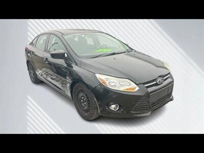 2012 Ford Focus SE - Photo 4 - Clinton Townshi, MI 48035