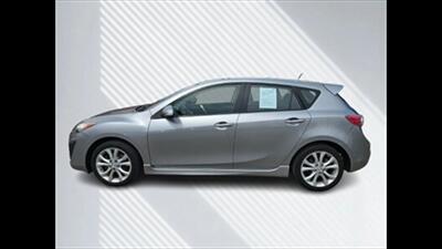 2010 Mazda Mazda3 S - Photo 2 - Clinton Townshi, MI 48035