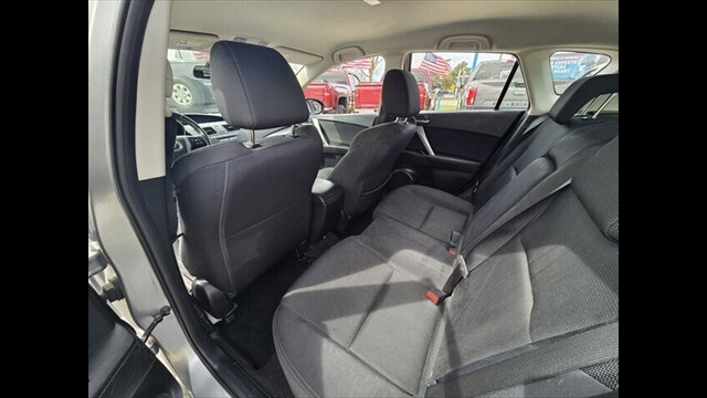 2010 Mazda Mazda3 S - Photo 16 - Clinton Townshi, MI 48035