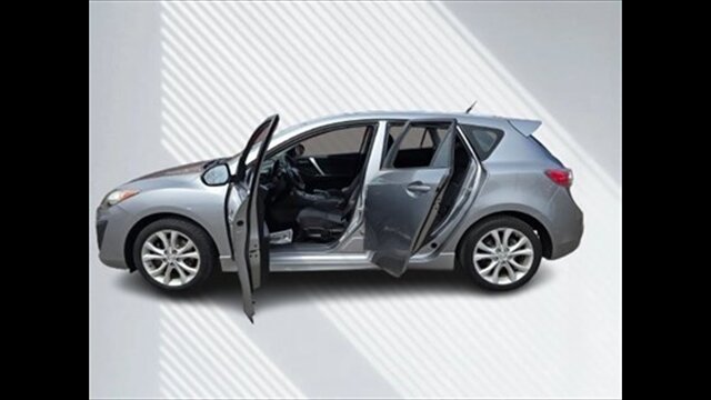 2010 Mazda Mazda3 S   - Photo 1 - Clinton Townshi, MI 48035