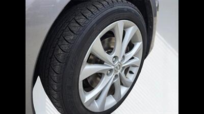 2010 Mazda Mazda3 S - Photo 18 - Clinton Townshi, MI 48035