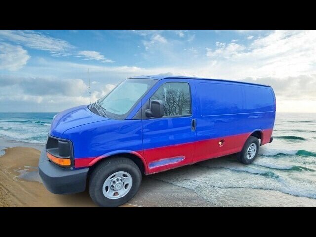 2012 Chevrolet Express - Photo 3 - Clinton Townshi, MI 48035