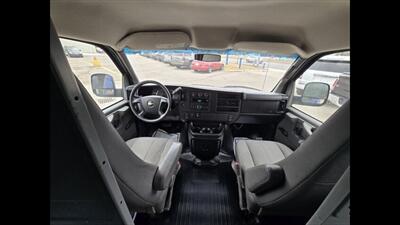 2012 Chevrolet Express - Photo 13 - Clinton Townshi, MI 48035