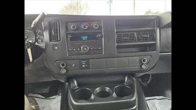 2012 Chevrolet Express - Photo 11 - Clinton Townshi, MI 48035