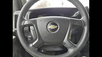 2012 Chevrolet Express - Photo 10 - Clinton Townshi, MI 48035