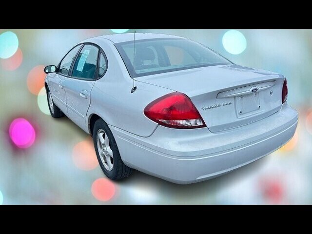 2004 Ford Taurus SES - Photo 4 - Clinton Townshi, MI 48035