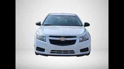 2012 Chevrolet Cruze LS-2 - Photo 2 - Clinton Townshi, MI 48035